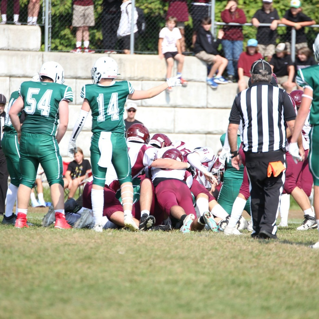 Great photos of the NDA Junior game last week between West Ferris and Algonquin. Photos courtesy North Bay Bulldogs.
